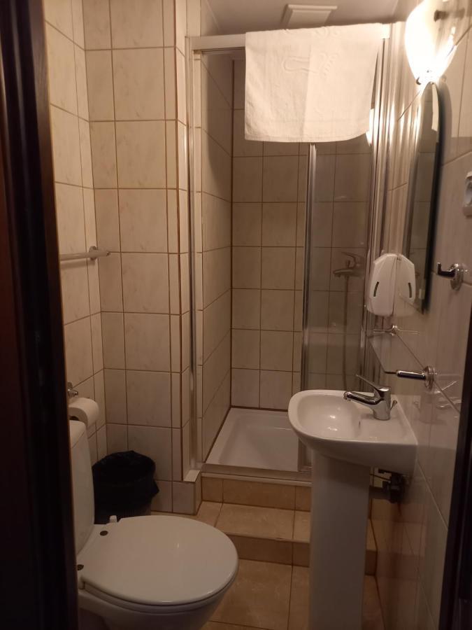 Dworek Staropolski Poznan Ngoại thất bức ảnh